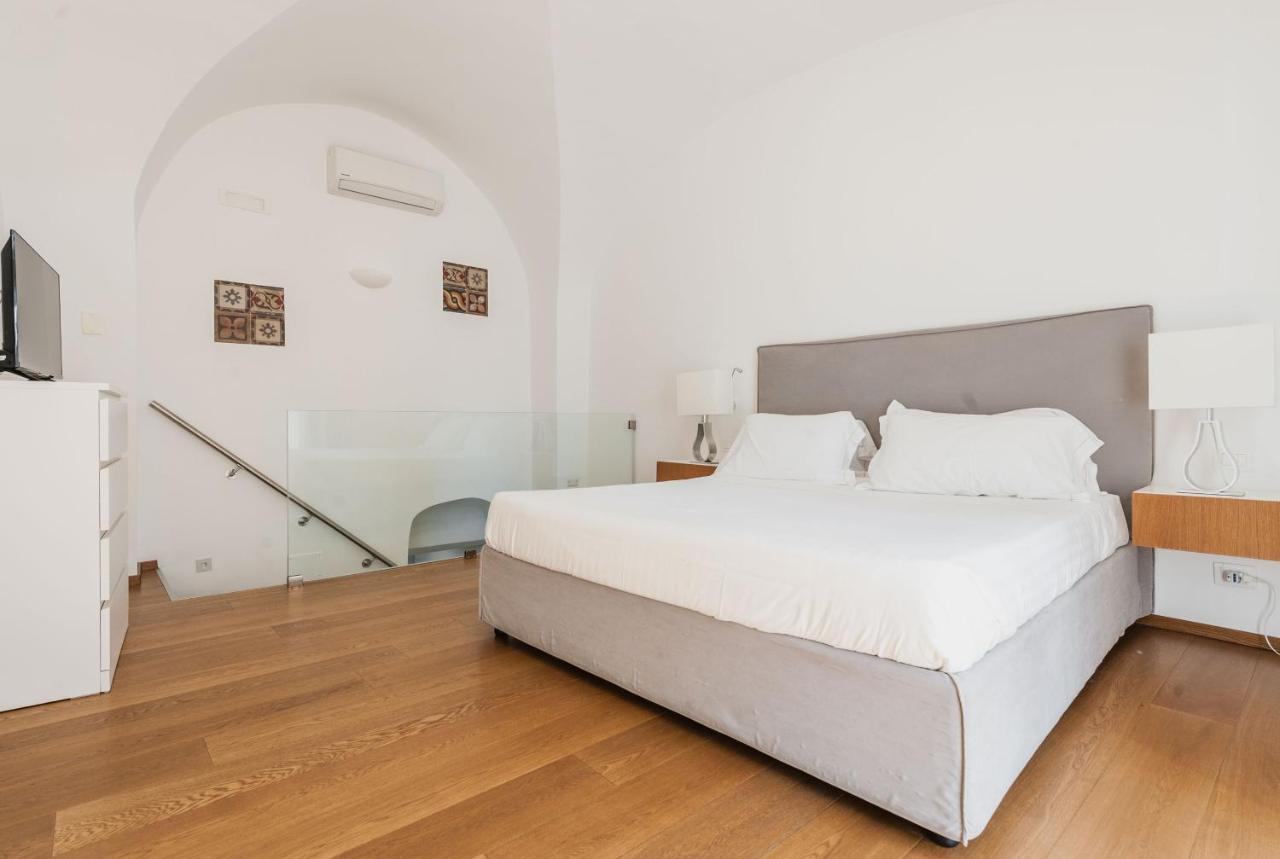 Rg8 Independent Apartment Catania Exterior photo